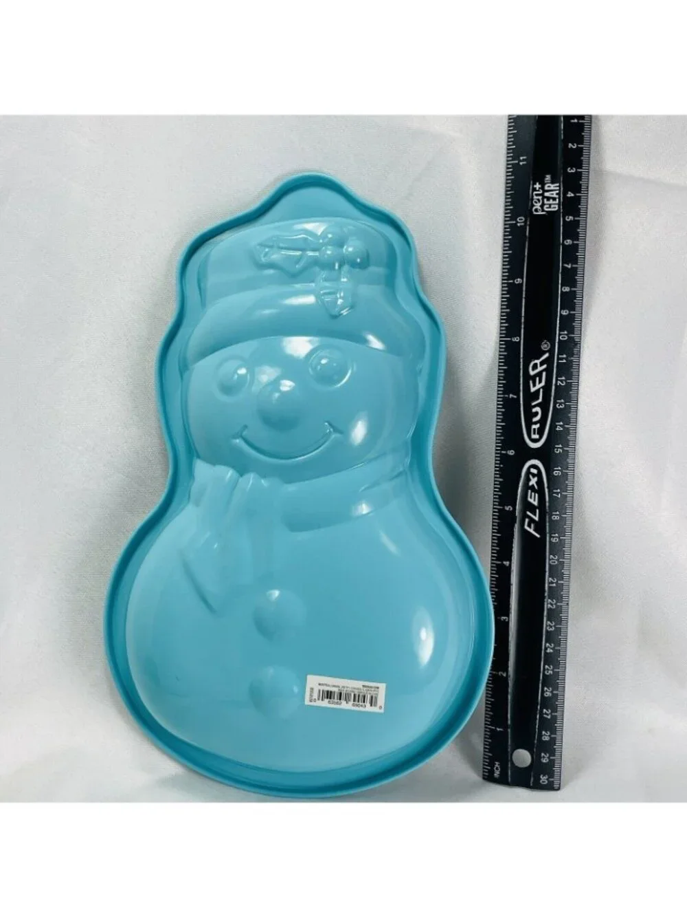 Holly Happy Snowman Gift Trudeau Metal Baking Cake Pan 3D Jello Holiday Bowl